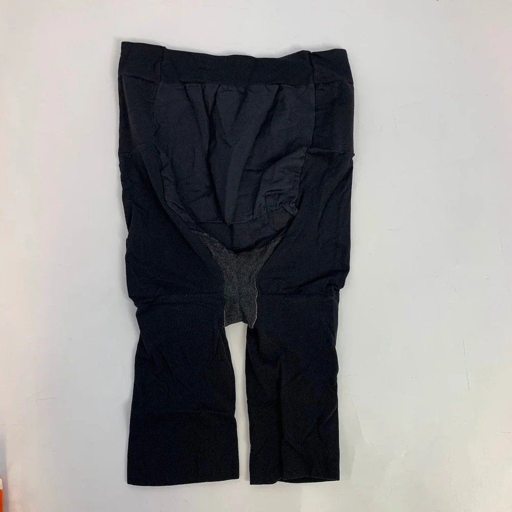 SPANX Mama Black Short Built-In Support‎ Cradles Bump Firms Butt Thighs Size B
